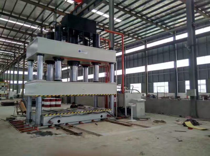 復(fù)合材料液壓機(jī)